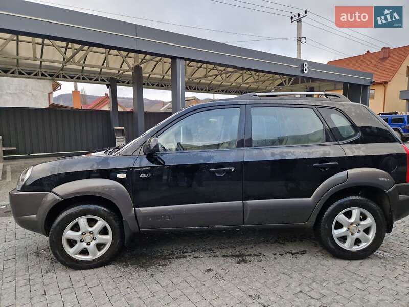 Внедорожник / Кроссовер Hyundai Tucson 2005 в Тячеве фото 2 Внедорожник / Кроссовер Hyundai Tucson 2005 в Тячеве