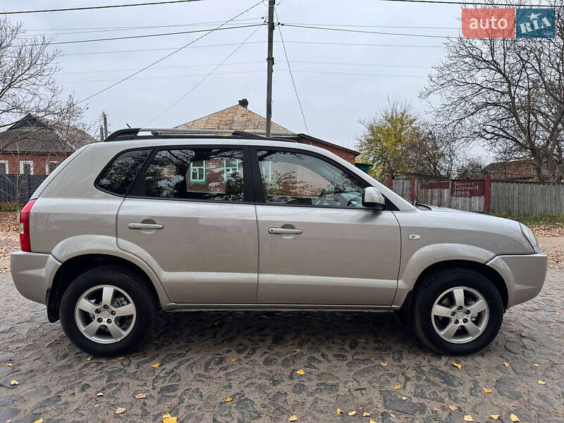 Внедорожник / Кроссовер Hyundai Tucson 2008 в Ахтырке фото 15 Внедорожник / Кроссовер Hyundai Tucson 2008 в Ахтырке