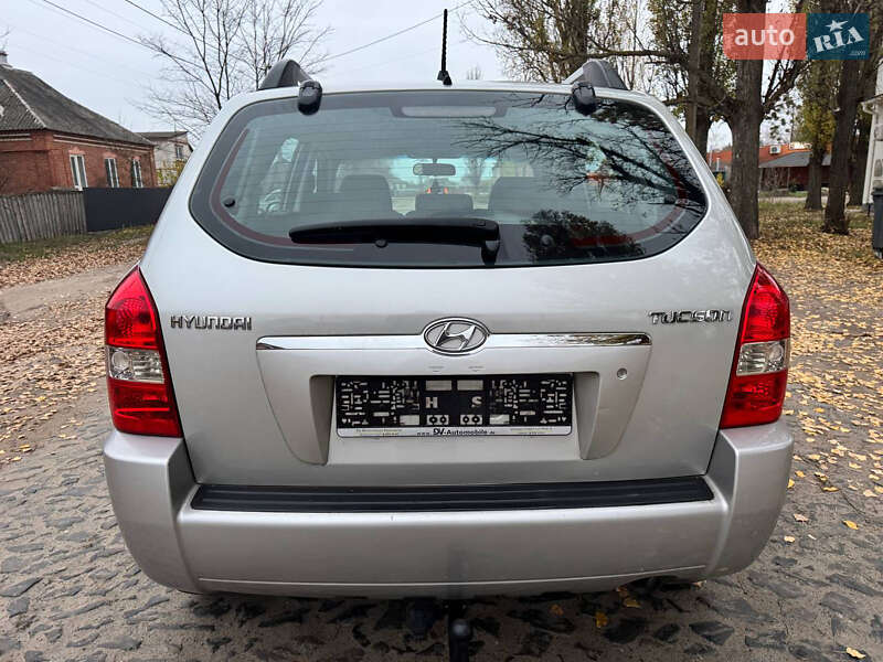 Внедорожник / Кроссовер Hyundai Tucson 2008 в Ахтырке фото 24 Внедорожник / Кроссовер Hyundai Tucson 2008 в Ахтырке