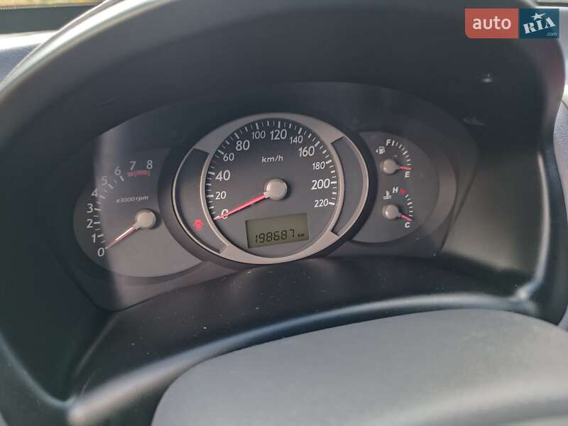 Внедорожник / Кроссовер Hyundai Tucson 2005 в Харькове фото 26 Внедорожник / Кроссовер Hyundai Tucson 2005 в Харькове