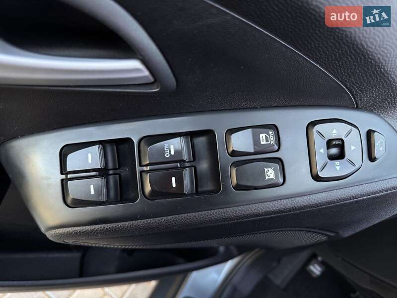 Внедорожник / Кроссовер Hyundai Tucson 2014 в Одессе фото 25 Внедорожник / Кроссовер Hyundai Tucson 2014 в Одессе