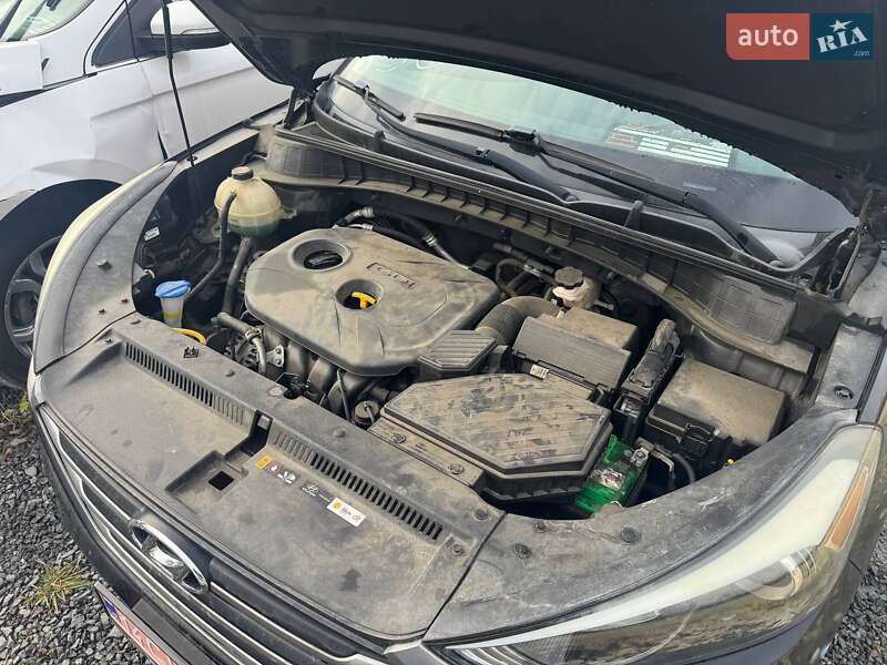 Позашляховик / Кросовер Hyundai Tucson 2017 в Львові