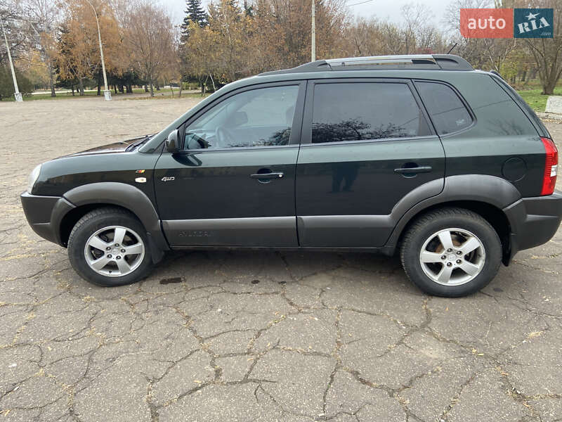 Внедорожник / Кроссовер Hyundai Tucson 2005 в Краматорске фото 9 Внедорожник / Кроссовер Hyundai Tucson 2005 в Краматорске