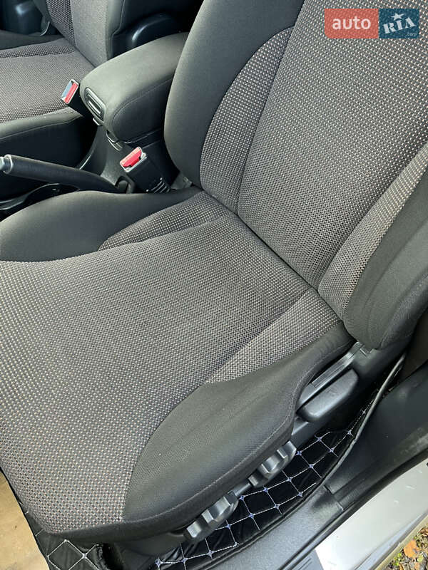 Внедорожник / Кроссовер Hyundai Tucson 2007 в Ровно фото 20 Внедорожник / Кроссовер Hyundai Tucson 2007 в Ровно