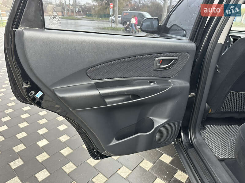 Внедорожник / Кроссовер Hyundai Tucson 2008 в Полтаве фото 34 Внедорожник / Кроссовер Hyundai Tucson 2008 в Полтаве