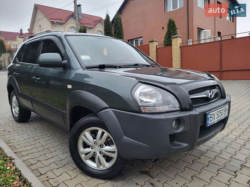 Позашляховик / Кросовер Hyundai Tucson 2012 в Хмельницькому фото 4 Позашляховик / Кросовер Hyundai Tucson 2012 в Хмельницькому