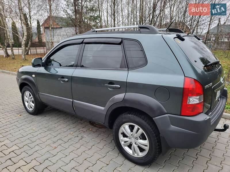 Позашляховик / Кросовер Hyundai Tucson 2012 в Хмельницькому фото 27 Позашляховик / Кросовер Hyundai Tucson 2012 в Хмельницькому