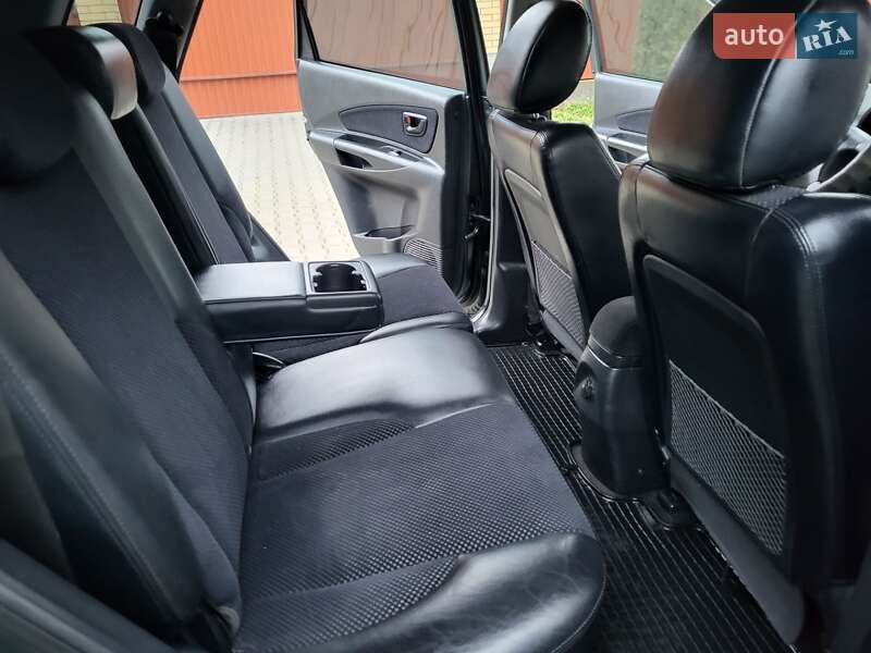 Позашляховик / Кросовер Hyundai Tucson 2012 в Хмельницькому фото 116 Позашляховик / Кросовер Hyundai Tucson 2012 в Хмельницькому