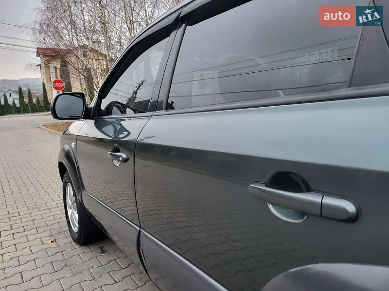 Позашляховик / Кросовер Hyundai Tucson 2012 в Хмельницькому фото 118 Позашляховик / Кросовер Hyundai Tucson 2012 в Хмельницькому