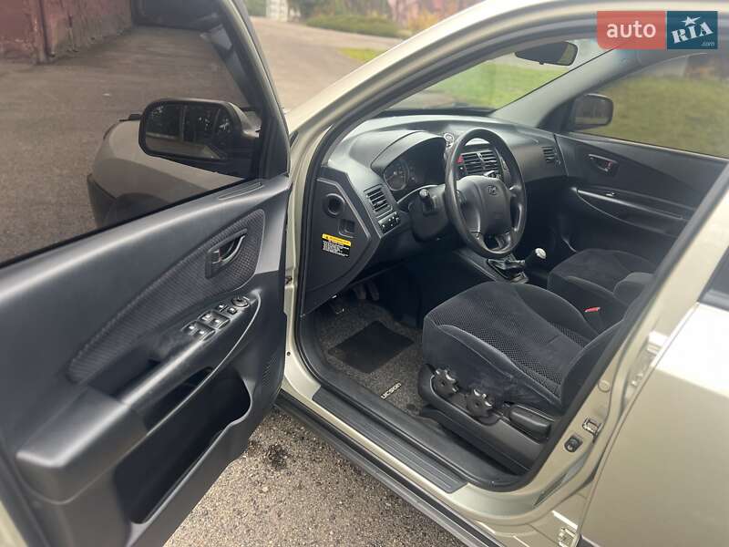 Внедорожник / Кроссовер Hyundai Tucson 2005 в Ивано-Франковске