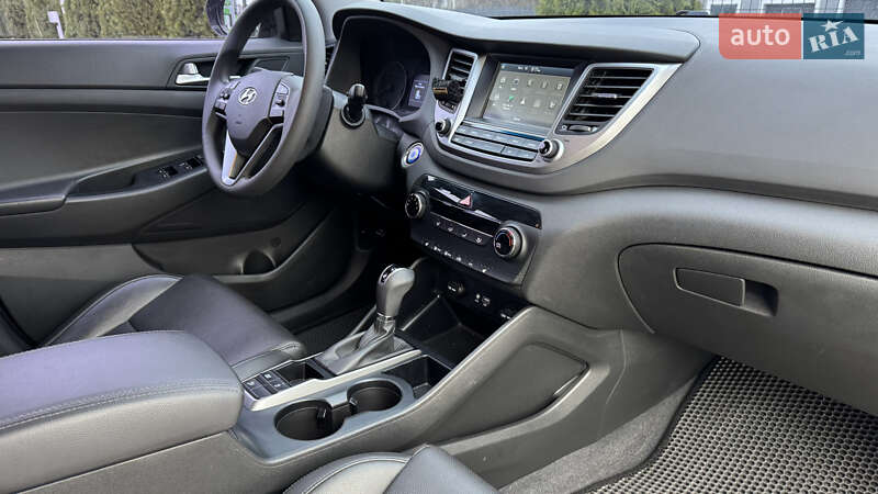 Внедорожник / Кроссовер Hyundai Tucson 2015 в Виннице фото 22 Внедорожник / Кроссовер Hyundai Tucson 2015 в Виннице