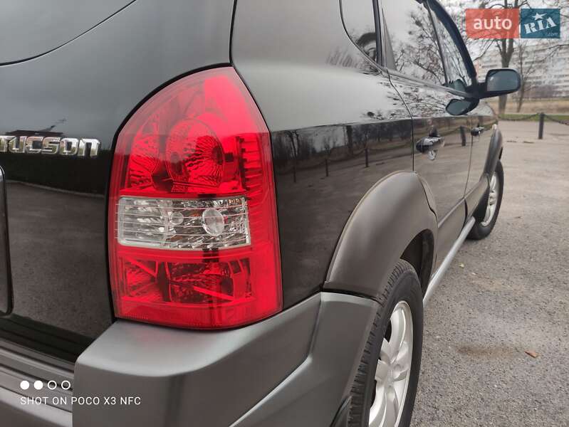 Внедорожник / Кроссовер Hyundai Tucson 2007 в Змиеве фото 48 Внедорожник / Кроссовер Hyundai Tucson 2007 в Змиеве
