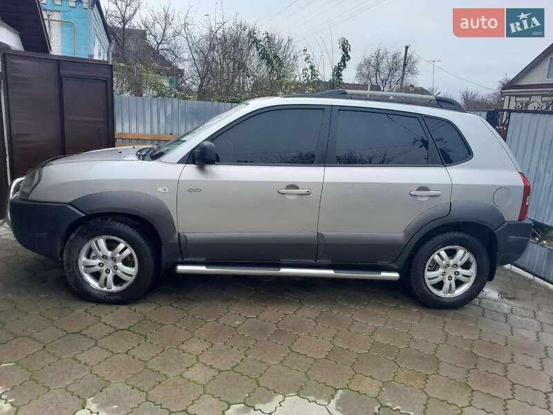 Внедорожник / Кроссовер Hyundai Tucson 2008 в Шполе фото 2 Внедорожник / Кроссовер Hyundai Tucson 2008 в Шполе