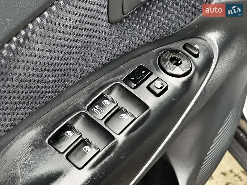 Внедорожник / Кроссовер Hyundai Tucson 2008 в Киеве фото 22 Внедорожник / Кроссовер Hyundai Tucson 2008 в Киеве