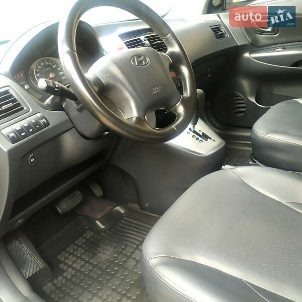 Внедорожник / Кроссовер Hyundai Tucson 2008 в Кривом Роге