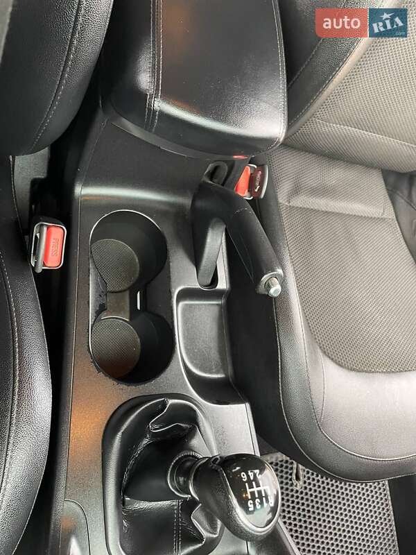 Внедорожник / Кроссовер Hyundai Tucson 2015 в Зеленодольской