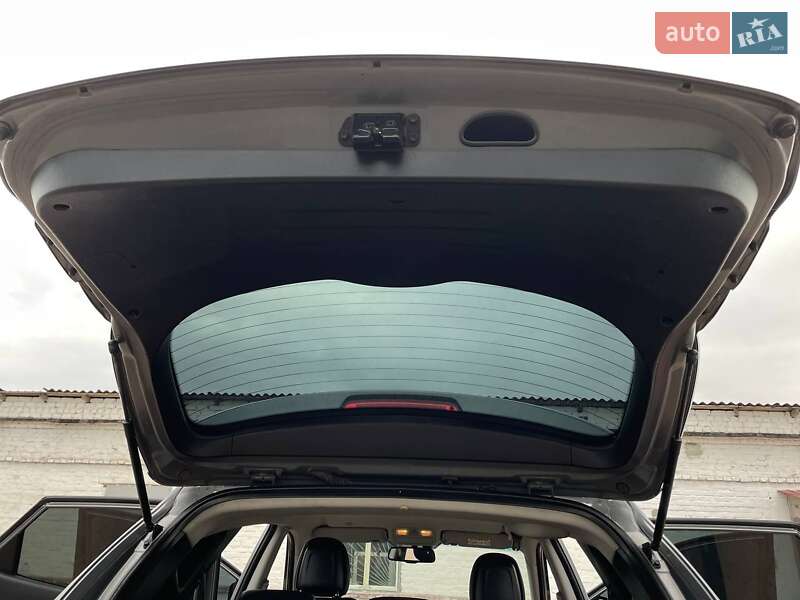 Внедорожник / Кроссовер Hyundai Tucson 2015 в Зеленодольской