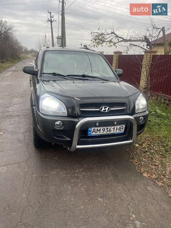 Внедорожник / Кроссовер Hyundai Tucson 2005 в Житомире