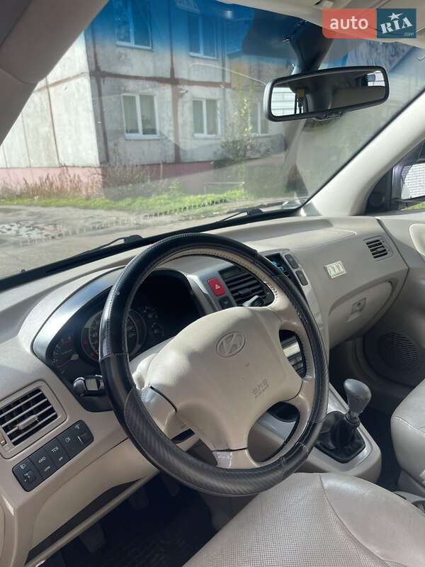 Внедорожник / Кроссовер Hyundai Tucson 2005 в Житомире