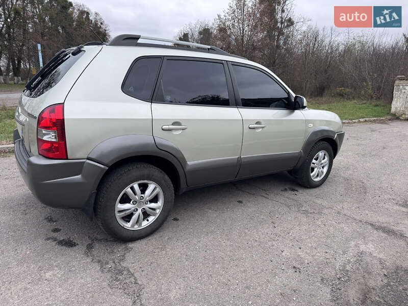 Внедорожник / Кроссовер Hyundai Tucson 2008 в Жмеринке фото 8 Внедорожник / Кроссовер Hyundai Tucson 2008 в Жмеринке