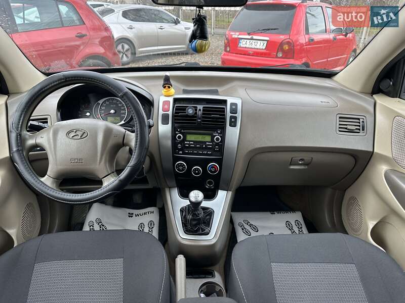 Внедорожник / Кроссовер Hyundai Tucson 2009 в Смеле
