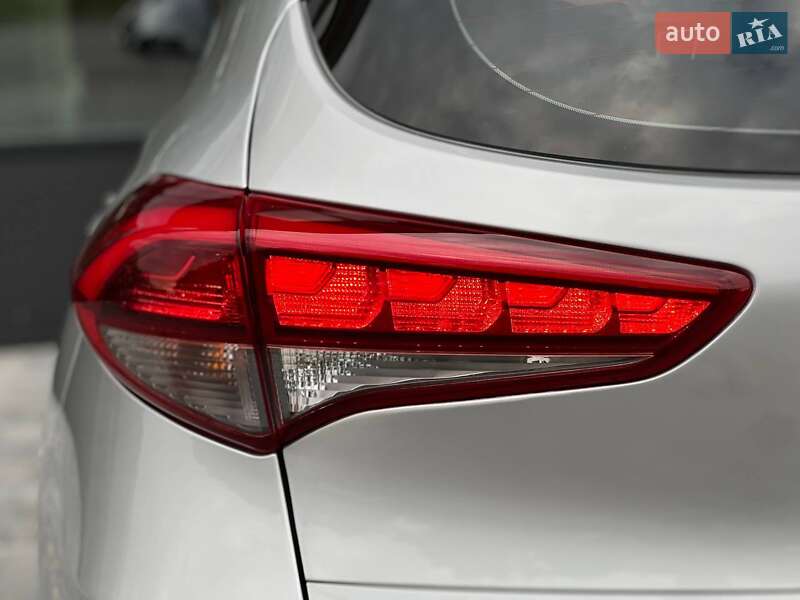 Внедорожник / Кроссовер Hyundai Tucson 2016 в Киеве