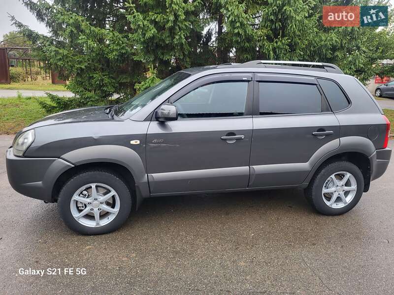 Внедорожник / Кроссовер Hyundai Tucson 2008 в Ирпене