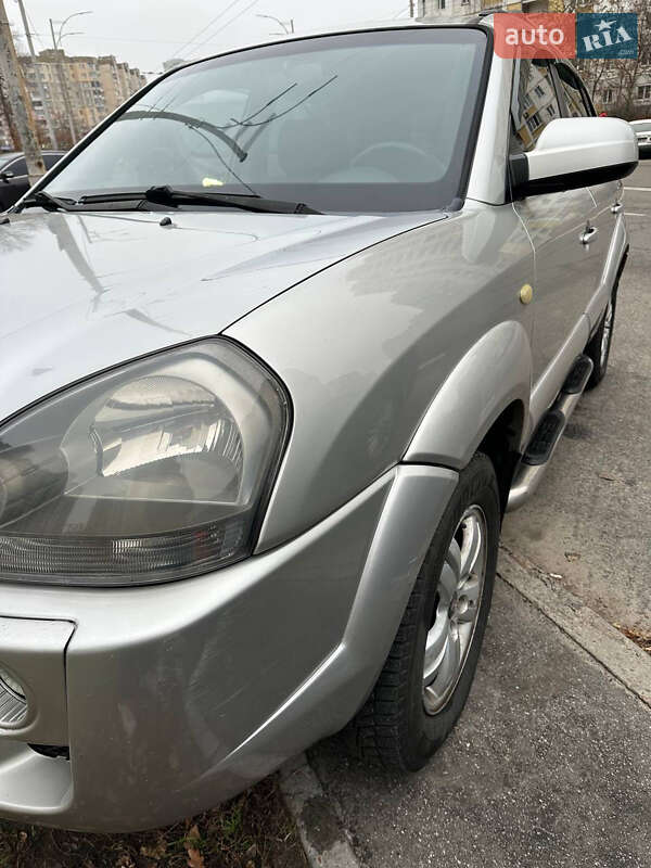 Внедорожник / Кроссовер Hyundai Tucson 2008 в Киеве фото 8 Внедорожник / Кроссовер Hyundai Tucson 2008 в Киеве