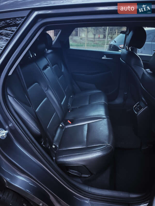 Внедорожник / Кроссовер Hyundai Tucson 2017 в Николаеве