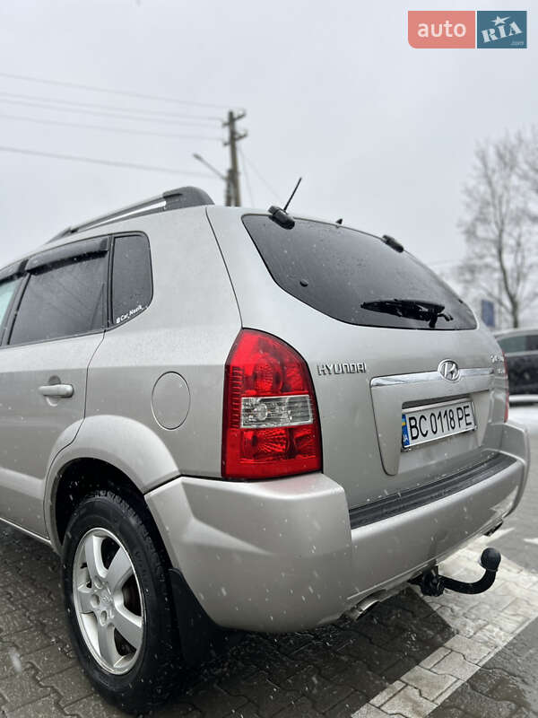 Позашляховик / Кросовер Hyundai Tucson 2006 в Старому Самборі фото 7 Позашляховик / Кросовер Hyundai Tucson 2006 в Старому Самборі