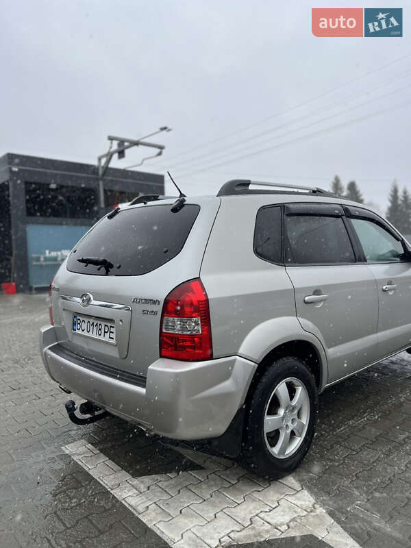 Позашляховик / Кросовер Hyundai Tucson 2006 в Старому Самборі фото 15 Позашляховик / Кросовер Hyundai Tucson 2006 в Старому Самборі