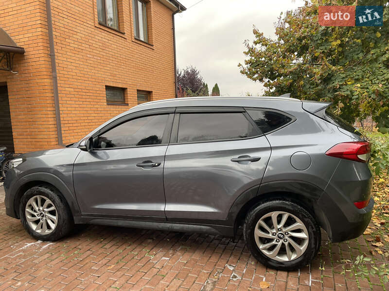 Внедорожник / Кроссовер Hyundai Tucson 2015 в Борисполе