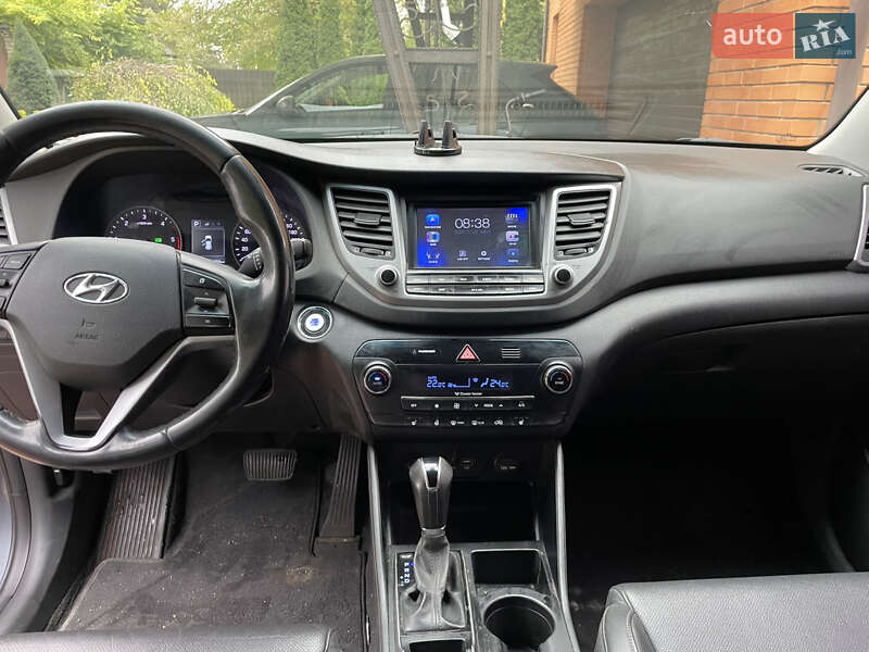 Внедорожник / Кроссовер Hyundai Tucson 2015 в Борисполе