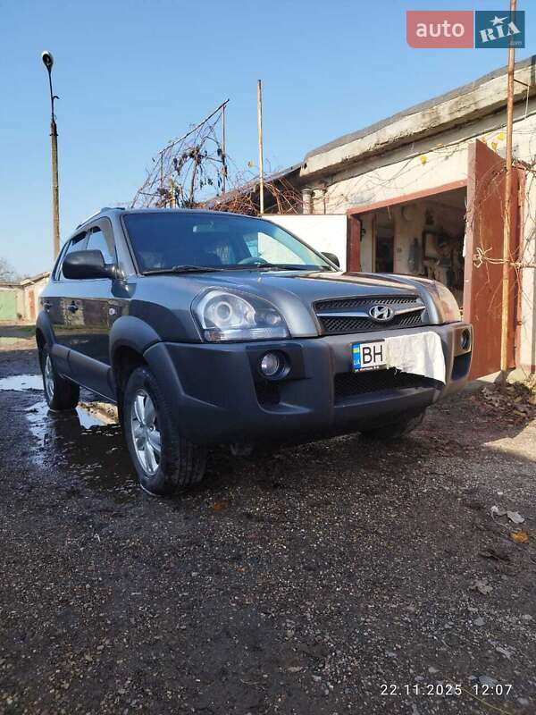 Внедорожник / Кроссовер Hyundai Tucson 2011 в Белгороде-Днестровском