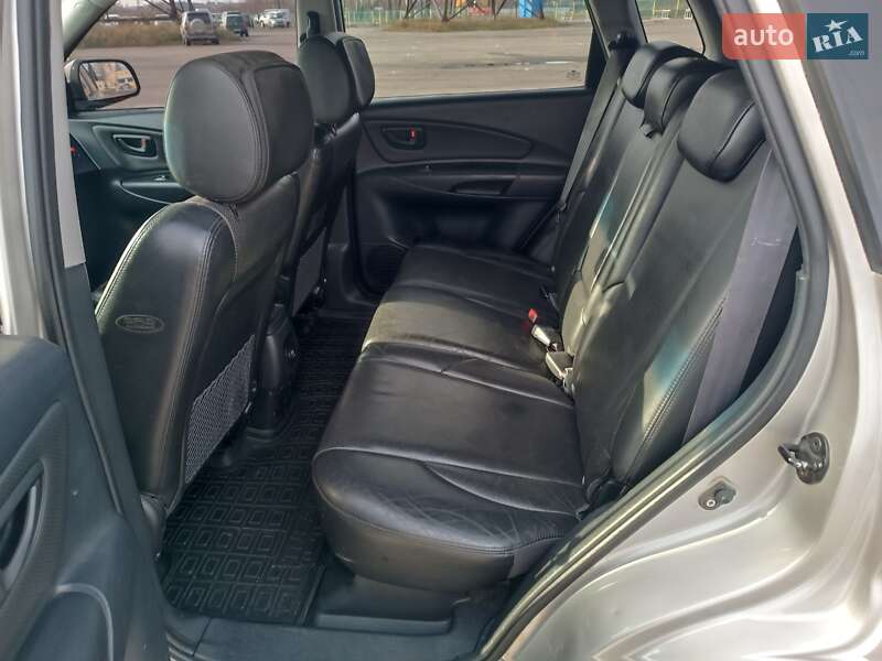 Внедорожник / Кроссовер Hyundai Tucson 2005 в Харькове фото 12 Внедорожник / Кроссовер Hyundai Tucson 2005 в Харькове