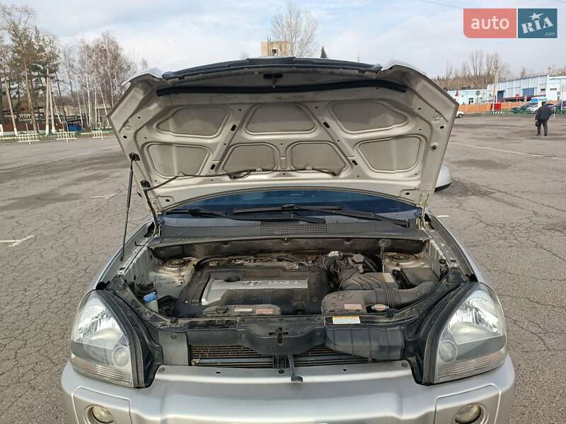 Внедорожник / Кроссовер Hyundai Tucson 2005 в Харькове фото 24 Внедорожник / Кроссовер Hyundai Tucson 2005 в Харькове