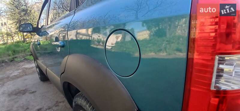 Позашляховик / Кросовер Hyundai Tucson 2004 в Коломиї фото 12 Позашляховик / Кросовер Hyundai Tucson 2004 в Коломиї