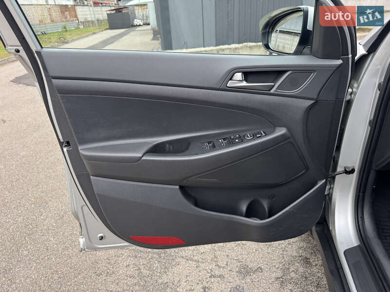 Внедорожник / Кроссовер Hyundai Tucson 2017 в Киеве