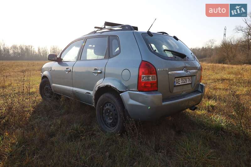 Внедорожник / Кроссовер Hyundai Tucson 2004 в Лебедине фото 4 Внедорожник / Кроссовер Hyundai Tucson 2004 в Лебедине