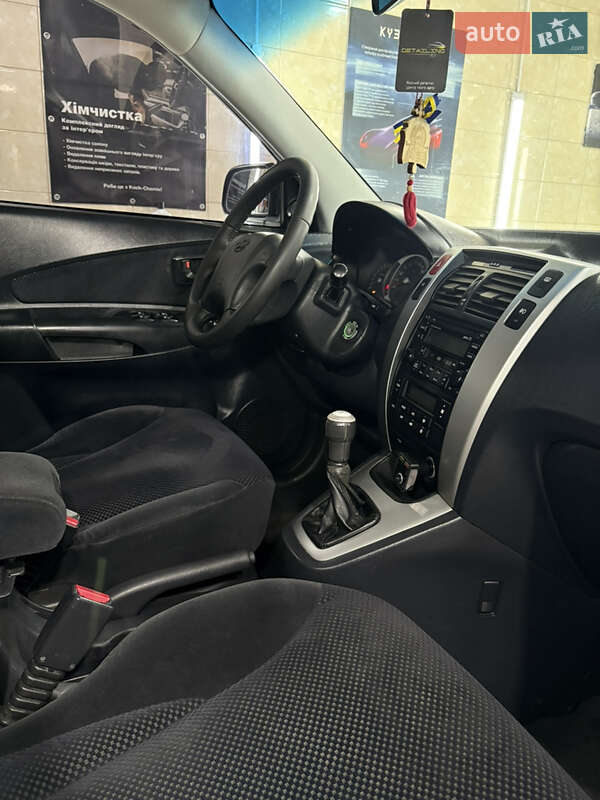 Внедорожник / Кроссовер Hyundai Tucson 2007 в Житомире