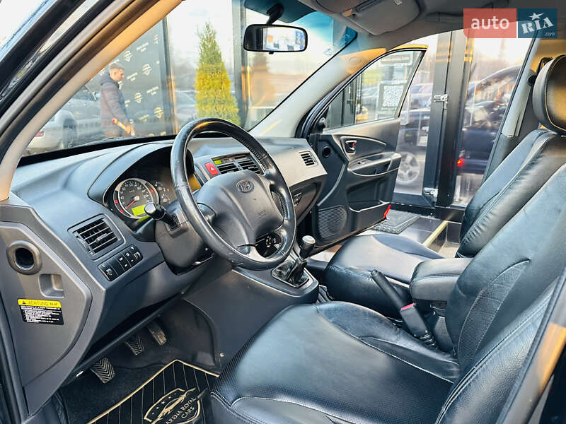 Позашляховик / Кросовер Hyundai Tucson 2008 в Харкові фото 13 Позашляховик / Кросовер Hyundai Tucson 2008 в Харкові