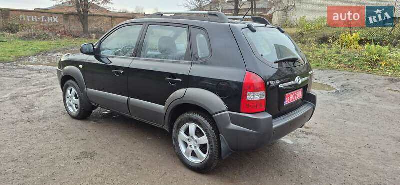 Внедорожник / Кроссовер Hyundai Tucson 2006 в Луцке фото 9 Внедорожник / Кроссовер Hyundai Tucson 2006 в Луцке
