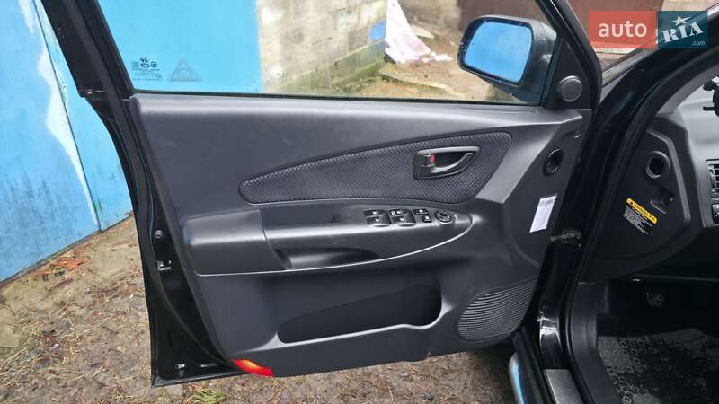 Позашляховик / Кросовер Hyundai Tucson 2007 в Харкові фото 28 Позашляховик / Кросовер Hyundai Tucson 2007 в Харкові