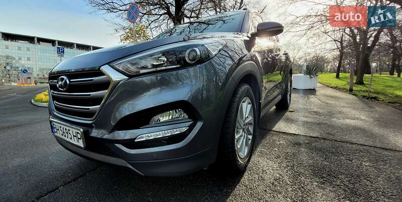 Позашляховик / Кросовер Hyundai Tucson 2017 в Одесі фото 16 Позашляховик / Кросовер Hyundai Tucson 2017 в Одесі