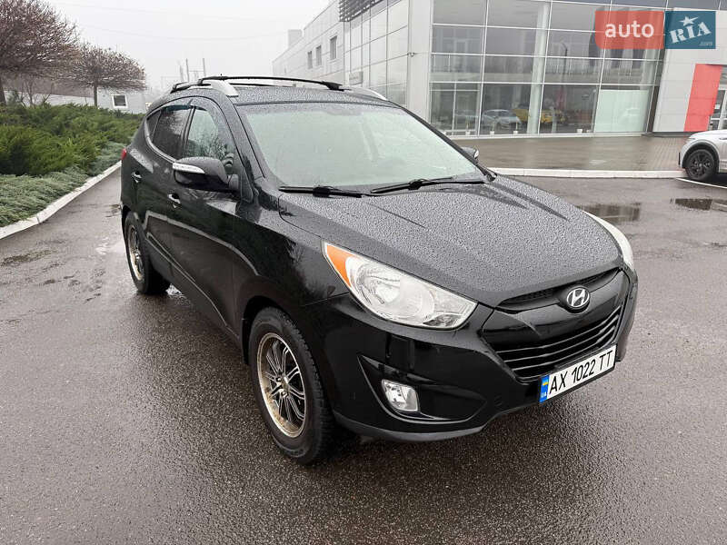 Позашляховик / Кросовер Hyundai Tucson 2012 в Полтаві