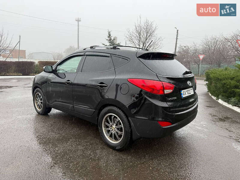 Позашляховик / Кросовер Hyundai Tucson 2012 в Полтаві