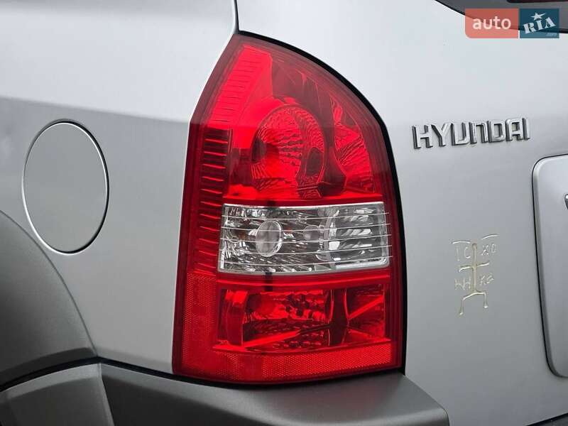 Позашляховик / Кросовер Hyundai Tucson 2011 в Охтирці