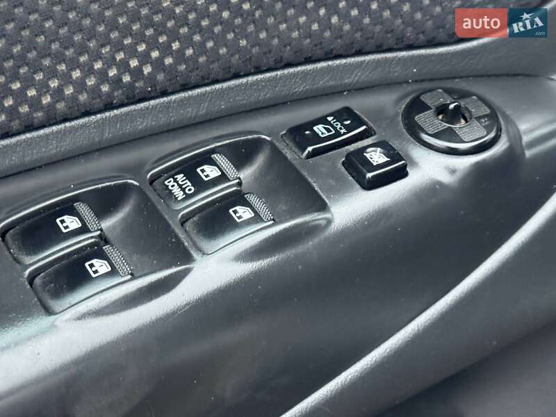 Позашляховик / Кросовер Hyundai Tucson 2011 в Охтирці