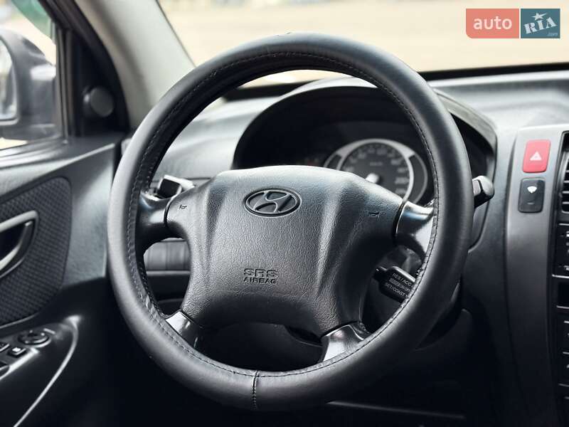 Позашляховик / Кросовер Hyundai Tucson 2008 в Рівному