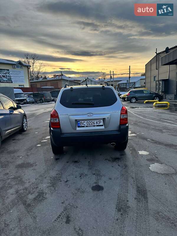 Позашляховик / Кросовер Hyundai Tucson 2005 в Львові